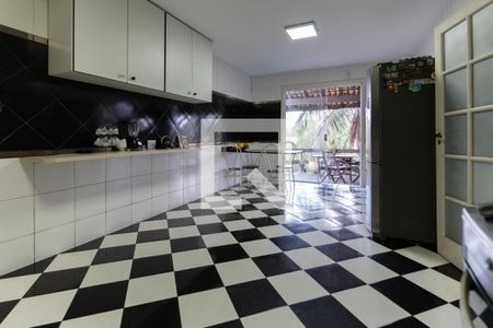 Casa de condomínio à venda com 380m², 5 quartos e 2 vagas