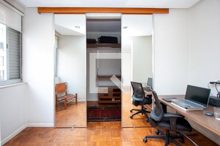 Apartamento à venda com 206m², 2 quartos e 2 vagas