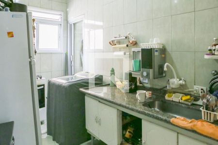 Apartamento à venda com 97m², 2 quartos e sem vaga Apartamento à venda com 97m², 2 quartos e sem vagaCozinha e Área de Serviço