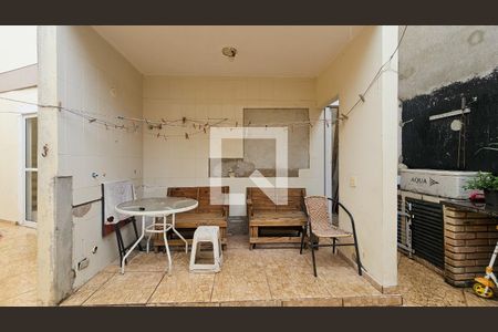 Casa à venda com 400m², 3 quartos e 2 vagasQuintal