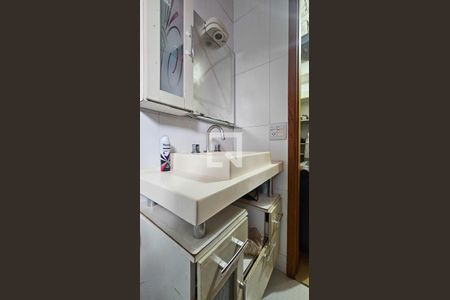 Casa à venda com 400m², 3 quartos e 2 vagasBanheiro da Suíte