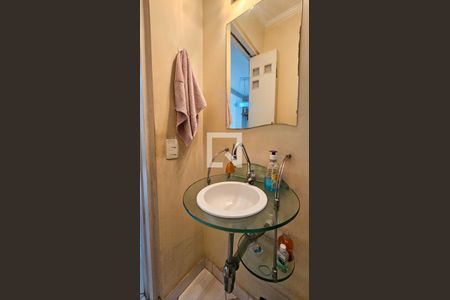 Casa à venda com 400m², 3 quartos e 2 vagasLavabo