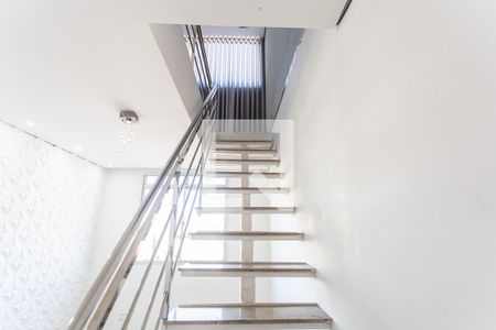 Apartamento à venda com 160m², 3 quartos e 1 vagaEscada de Acesso a Cobertura