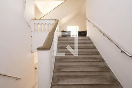 Apartamento à venda com 81m², 2 quartos e sem vaga