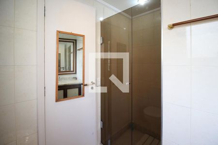 Apartamento à venda com 240m², 4 quartos e 4 vagasBanheiro da Suíte 3