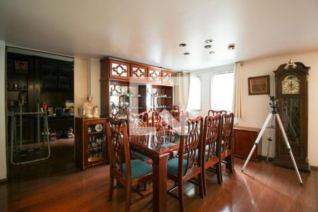 Sala de apartamento à venda com 4 quartos, 240m² em Moema, São Paulo