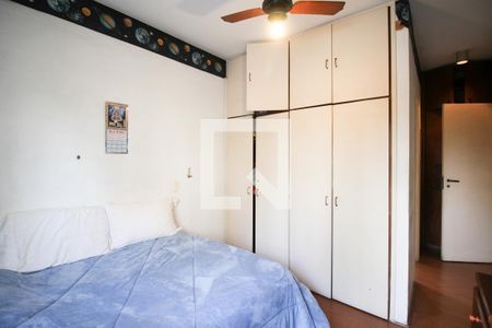 Apartamento à venda com 240m², 4 quartos e 4 vagasSuíte 2