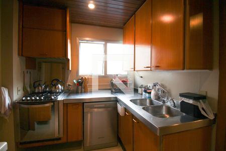 Apartamento à venda com 240m², 4 quartos e 4 vagasCozinha