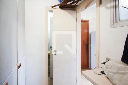 Apartamento à venda com 240m², 4 quartos e 4 vagasQuarto de Serviço