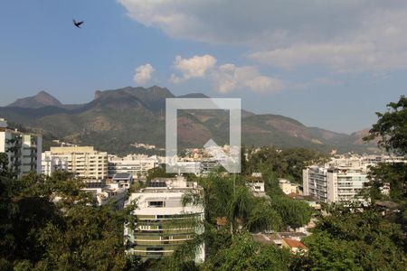 Casa de condomínio à venda com 167m², 4 quartos e 2 vagasSuíte - Vista