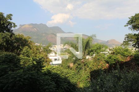 Casa de condomínio à venda com 167m², 4 quartos e 2 vagasSala de jantar - Vista