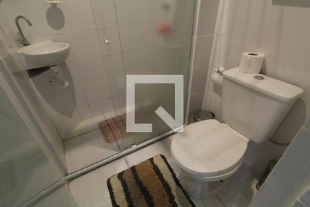 Casa de condomínio à venda com 167m², 4 quartos e 2 vagasÁrea de serviço - Banheiro