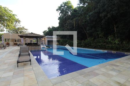 Casa de condomínio à venda com 167m², 4 quartos e 2 vagasÁrea comum - Piscina