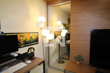 Casa de condomínio à venda com 167m², 4 quartos e 2 vagasSala 2