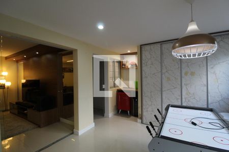 Casa de condomínio à venda com 167m², 4 quartos e 2 vagasSala de Jogos