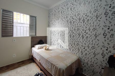 Casa à venda com 196m², 3 quartos e 4 vagasQuarto 2