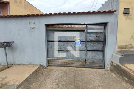 Casa à venda com 196m², 3 quartos e 4 vagasPLACA INSTALADA NA FACHADA
