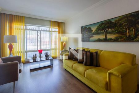 Casa à venda com 200m², 3 quartos e 2 vagas