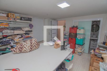 Casa à venda com 147m², 3 quartos e 3 vagasQuarto de serviço 