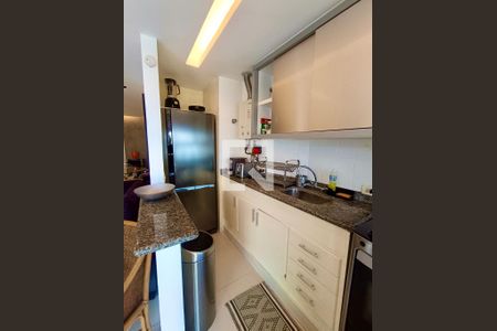 Studio para alugar com 58m², 1 quarto e 1 vaga Studio para alugar com 58m², 1 quarto e 1 vagaCozinha americana