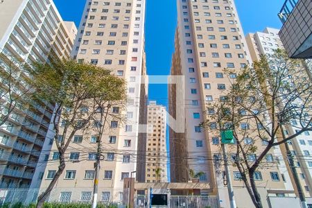 Apartamento à venda com 34m², 2 quartos e sem vaga Apartamento à venda com 34m², 2 quartos e sem vagaFachada