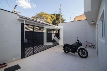 Casa para alugar com 80m², 2 quartos e 3 vagas Casa para alugar com 80m², 2 quartos e 3 vagasGaragem