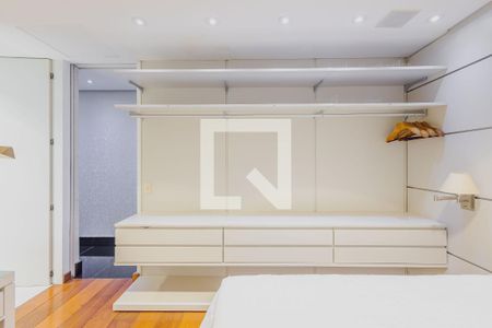 Apartamento à venda com 350m², 3 quartos e 3 vagasQuarto 2