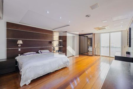 Apartamento à venda com 350m², 3 quartos e 3 vagasSuíte