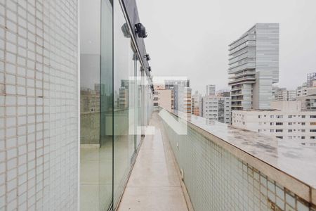 Apartamento à venda com 350m², 3 quartos e 3 vagasTerraço