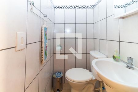 Casa à venda com 175m², 4 quartos e 2 vagas Casa à venda com 175m², 4 quartos e 2 vagasBanheiro de Serviço