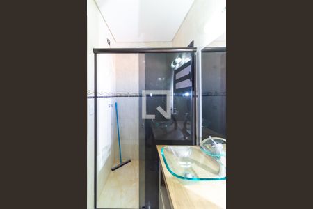 Casa à venda com 175m², 4 quartos e 2 vagas Casa à venda com 175m², 4 quartos e 2 vagasBanheiro da Suíte 1