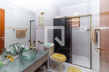 Casa à venda com 175m², 4 quartos e 2 vagas Casa à venda com 175m², 4 quartos e 2 vagasBanheiro 2