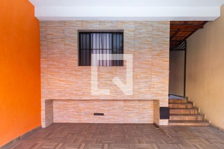 Casa à venda com 175m², 4 quartos e 2 vagas Casa à venda com 175m², 4 quartos e 2 vagasGaragem