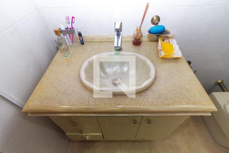 Casa à venda com 175m², 4 quartos e 2 vagas Casa à venda com 175m², 4 quartos e 2 vagasBanheiro 3