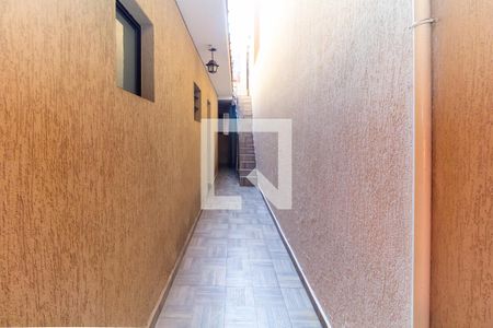 Casa à venda com 175m², 4 quartos e 2 vagas Casa à venda com 175m², 4 quartos e 2 vagasCorredor Externo