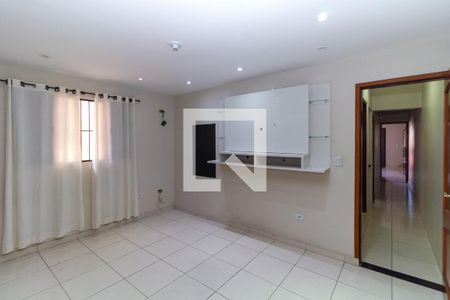 Casa à venda com 175m², 4 quartos e 2 vagas Casa à venda com 175m², 4 quartos e 2 vagasQuarto 2