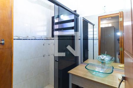 Casa à venda com 175m², 4 quartos e 2 vagas Casa à venda com 175m², 4 quartos e 2 vagasBanheiro da Suíte 1