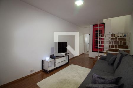 Sala de casa de condomínio para alugar com 2 quartos, 96m² em Jardim Dracena, São Paulo