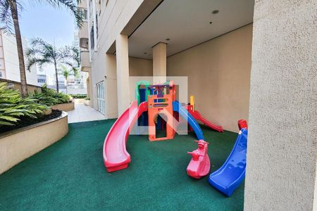 Apartamento para alugar com 150m², 3 quartos e 2 vagasÁrea comum - Playground