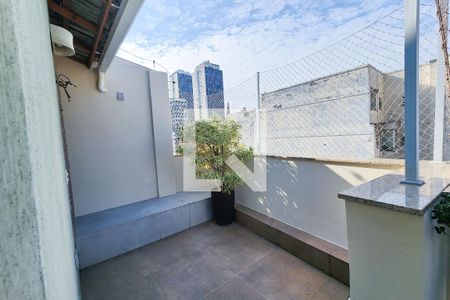 Apartamento para alugar com 150m², 3 quartos e 2 vagasQuintal