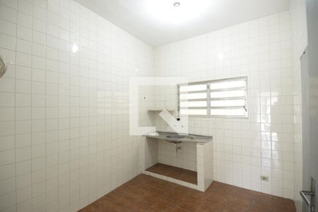 Cozinha de casa para alugar com 3 quartos, 100m² em Cambuci, São Paulo