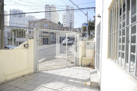 Garagem de casa para alugar com 3 quartos, 100m² em Cambuci, São Paulo