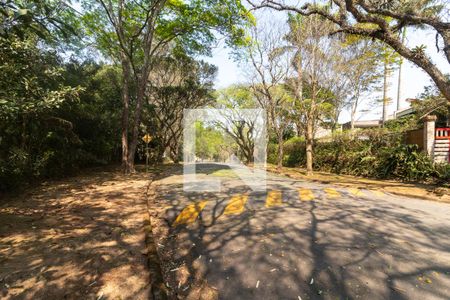 Casa para alugar com 550m², 4 quartos e NaN vagas Casa para alugar com 550m², 4 quartos e NaN vagasVista da Rua