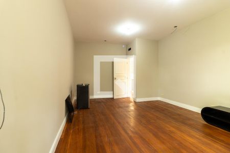 Casa para alugar com 550m², 4 quartos e NaN vagas Casa para alugar com 550m², 4 quartos e NaN vagasSala