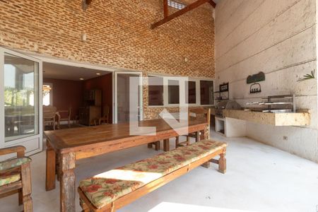 Casa para alugar com 550m², 4 quartos e NaN vagas Casa para alugar com 550m², 4 quartos e NaN vagasÁrea comum - Churrasqueira