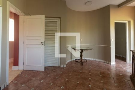 Casa para alugar com 550m², 4 quartos e NaN vagas Casa para alugar com 550m², 4 quartos e NaN vagasCozinha