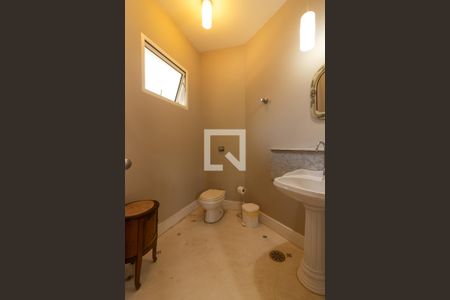 Casa para alugar com 550m², 4 quartos e NaN vagas Casa para alugar com 550m², 4 quartos e NaN vagasLavabo