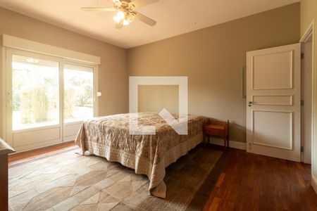 Casa para alugar com 550m², 4 quartos e NaN vagas Casa para alugar com 550m², 4 quartos e NaN vagasQuarto Suíte 1