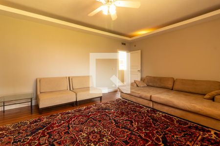 Casa para alugar com 550m², 4 quartos e NaN vagas Casa para alugar com 550m², 4 quartos e NaN vagasSala