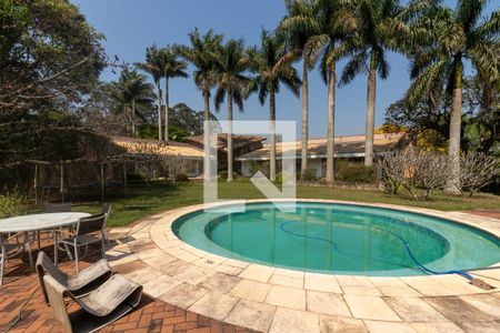 Casa para alugar com 550m², 4 quartos e NaN vagas Casa para alugar com 550m², 4 quartos e NaN vagasÁrea comum - Piscina